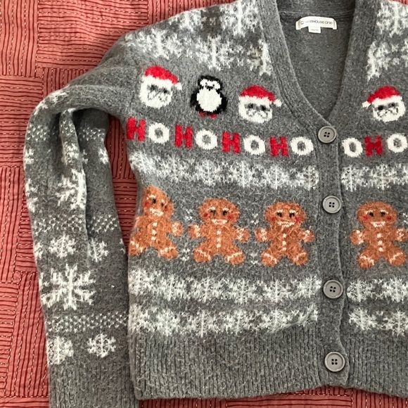 Festive women’s extra small Gray Cardigan with Holiday Motifs Christmas sweater - Picture 7 of 11